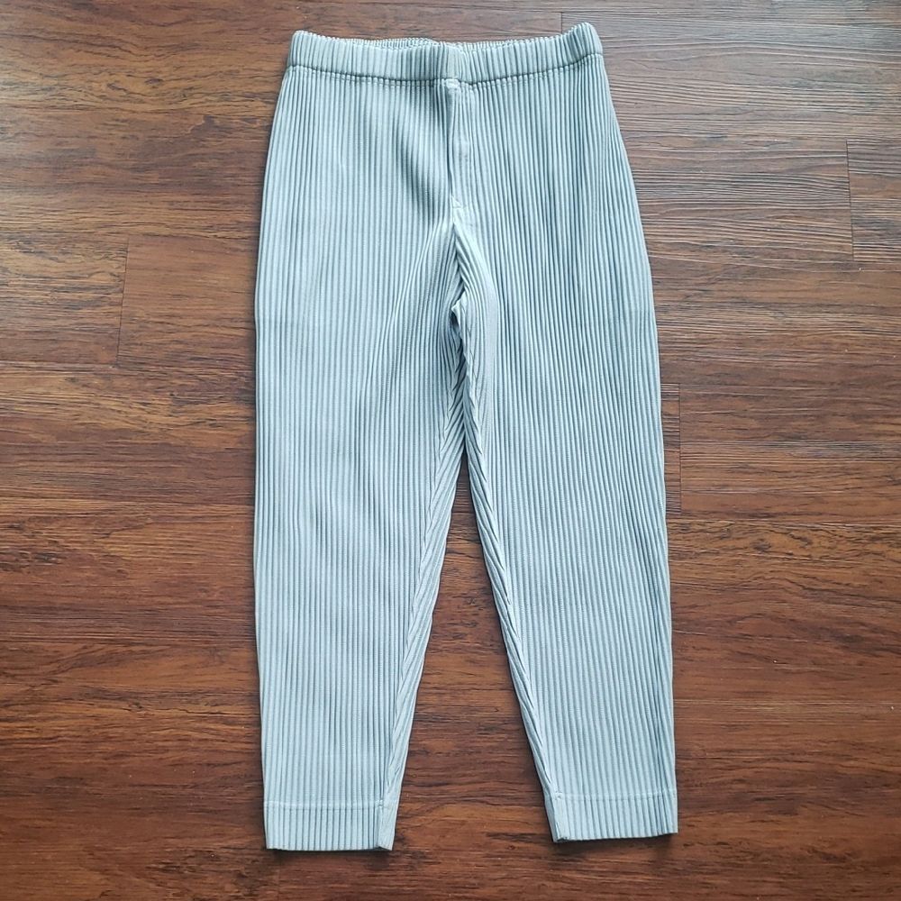 Issey Miyake Women's Blue Gray Chic Feminine Quiet Luxury Pleated Pants Size S